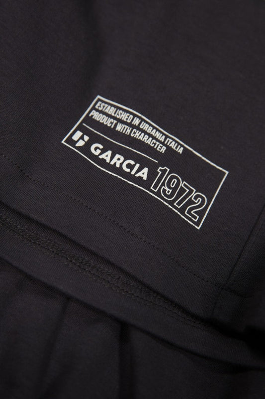 Q23515_boys short