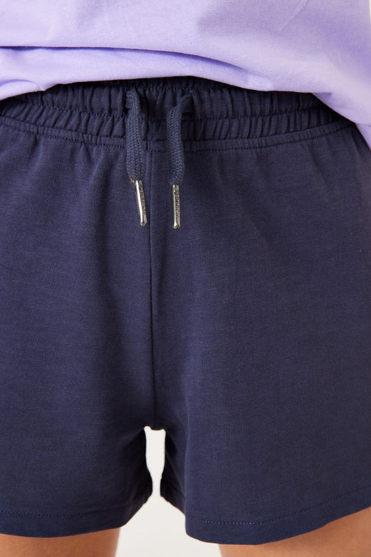 Q42531_girls short