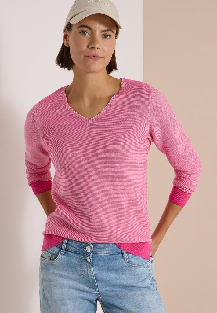 NOS 2-Tone V-Neck