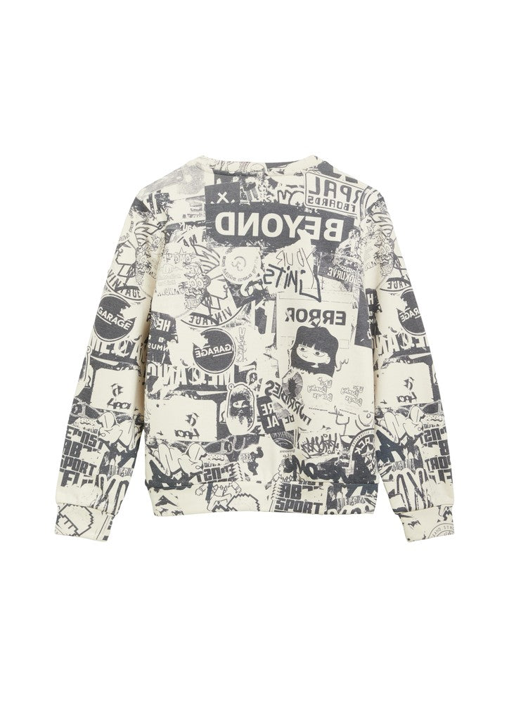 Sweatshirt