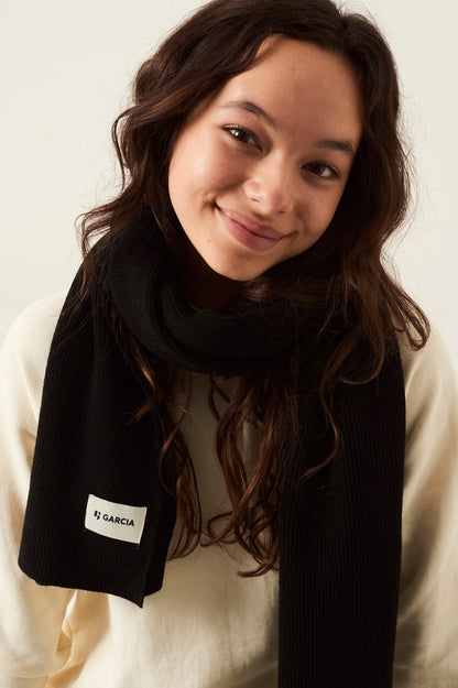 T22732_girls scarf