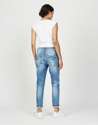 94AMELIE CROPPED