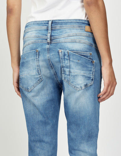 94AMELIE CROPPED
