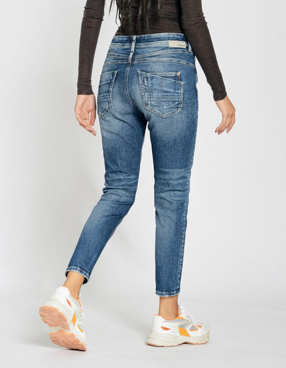 94AMELIE CROPPED