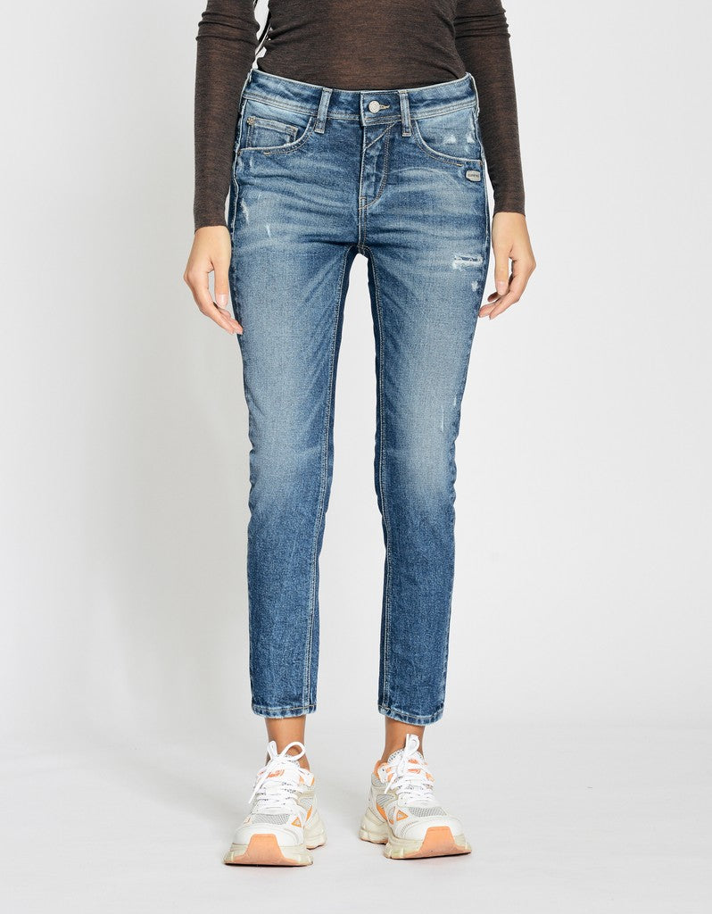 94AMELIE CROPPED