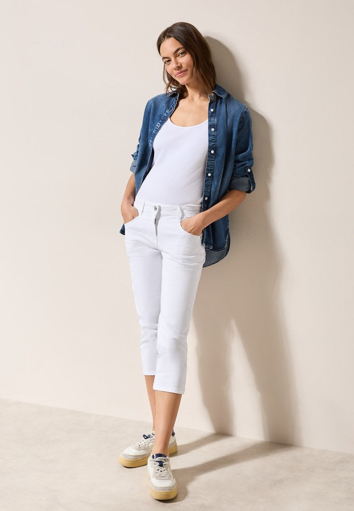 Style NOS Scarlett White 22
