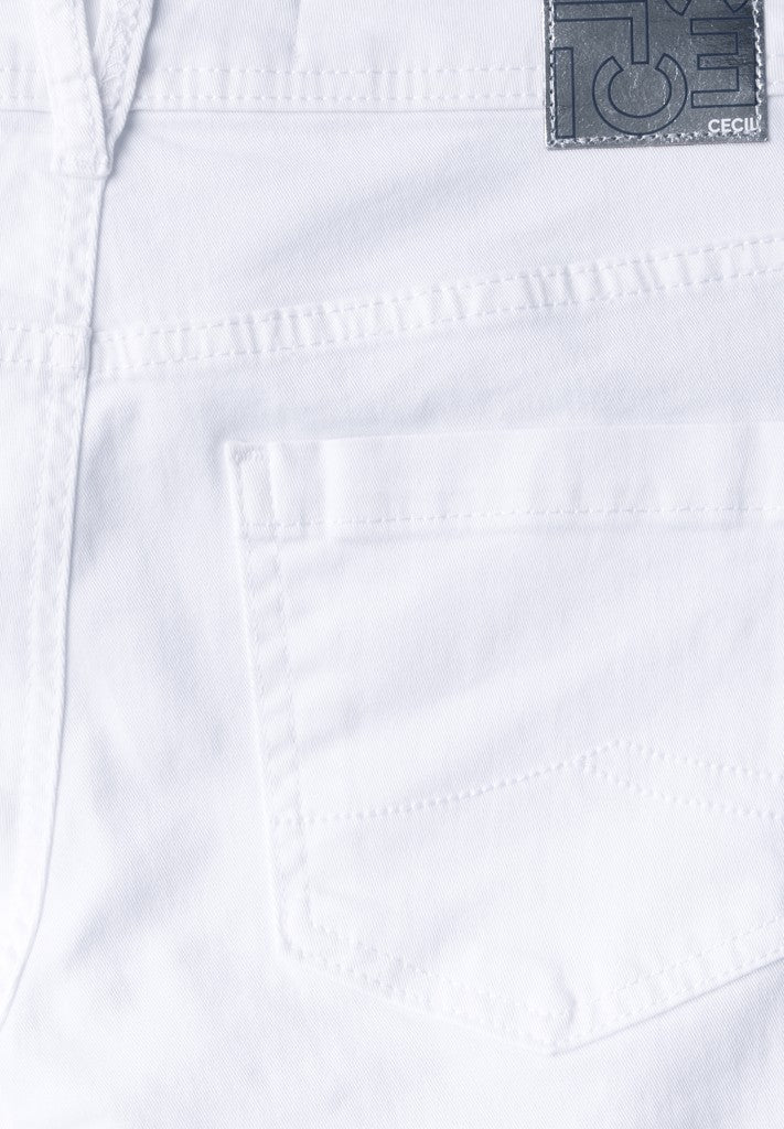Style NOS Scarlett White 22