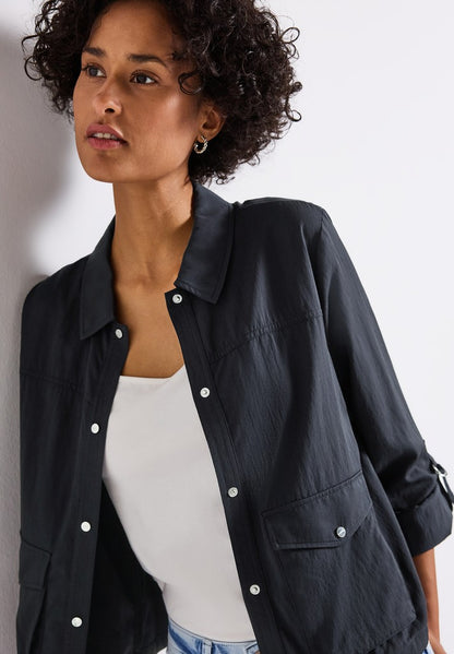 Light Structured Jkt w. Turn U