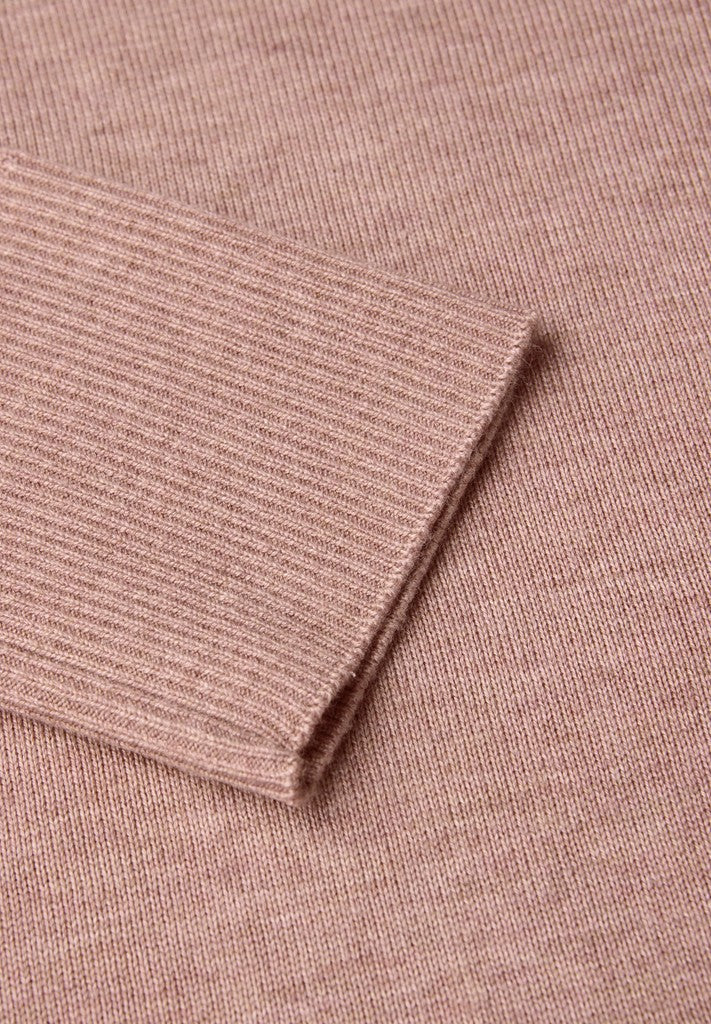 QR_basic rounded u-boat neck