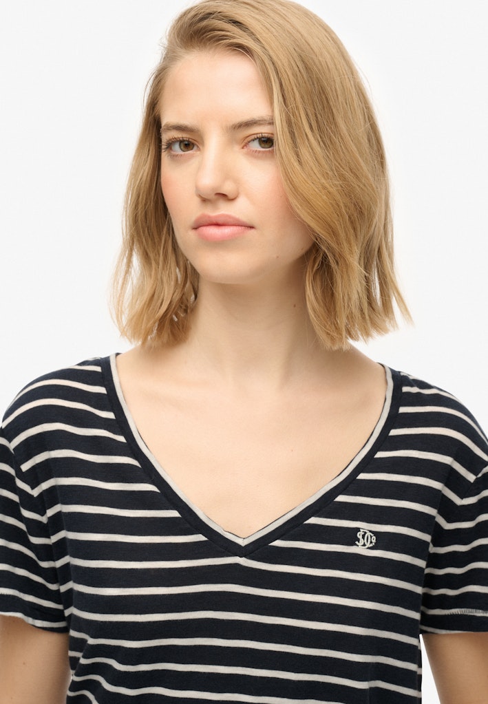STUDIOS SLUB EMB VEE TEE