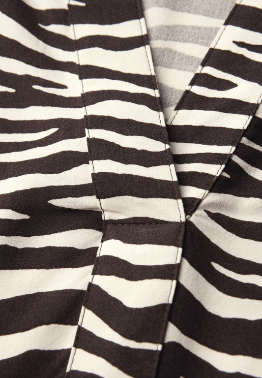 LTD QR Splitneck tunic blouse