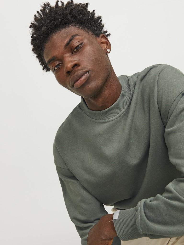 JCOCOLLECTIVE SWEAT CREW NECK