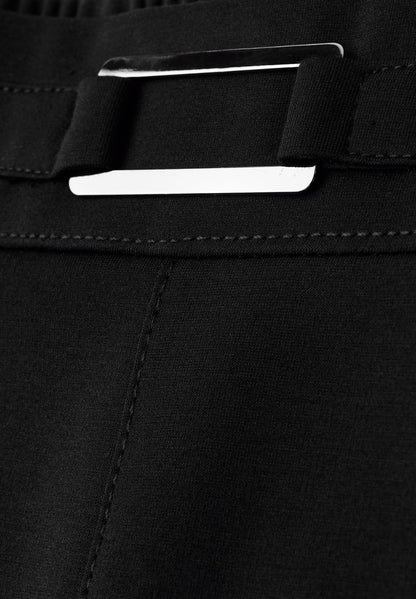 QR_Buckle Detail Straight Leg