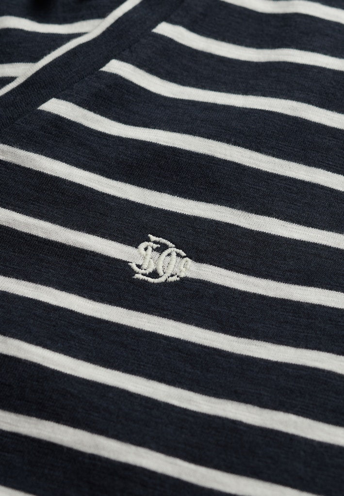 STUDIOS SLUB EMB VEE TEE