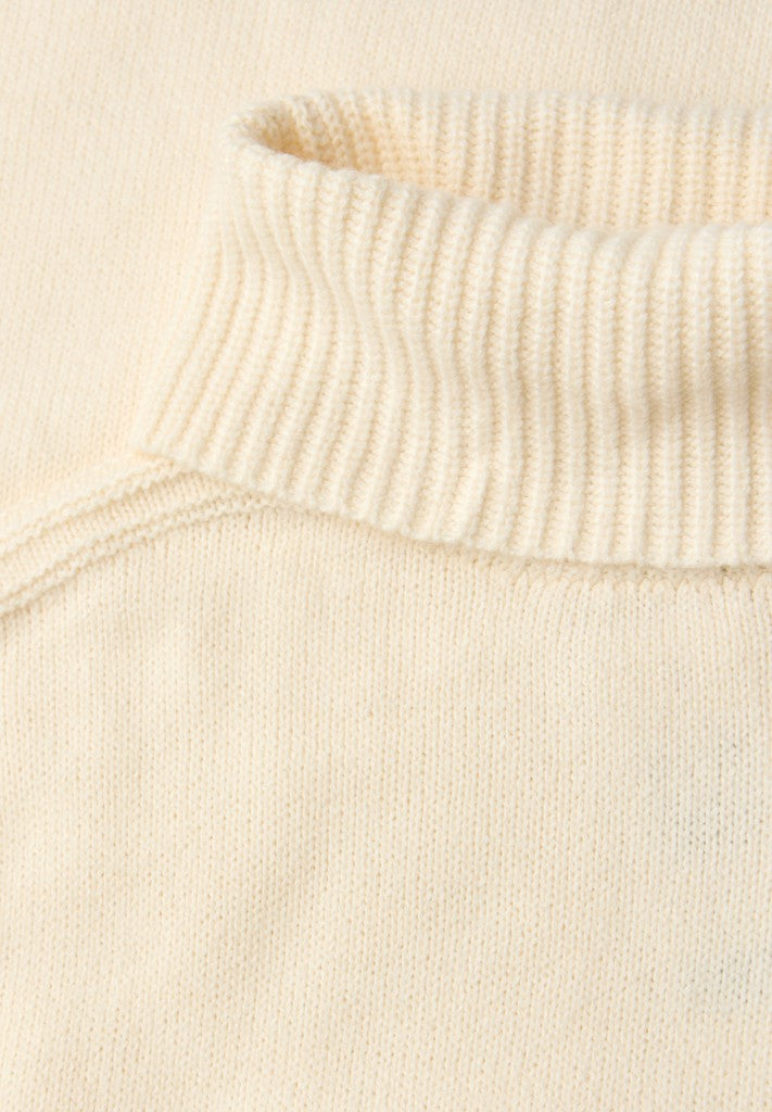 cosy sweater with roll-neck