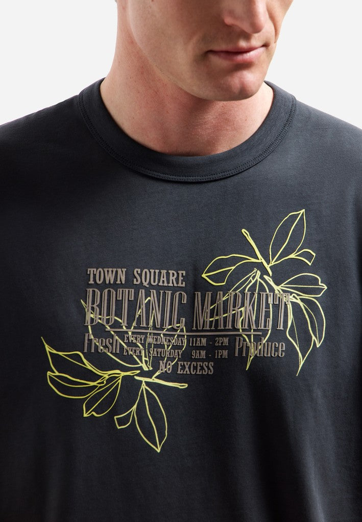 T-Shirt Crewneck Artwork
