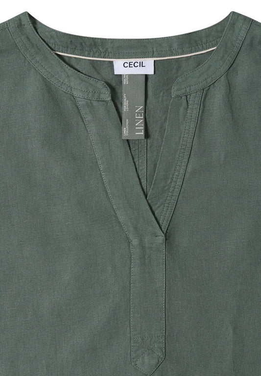 LI/CV_Solid Split Neck Dress