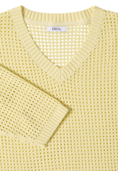 TOS_Crochet V-neck
