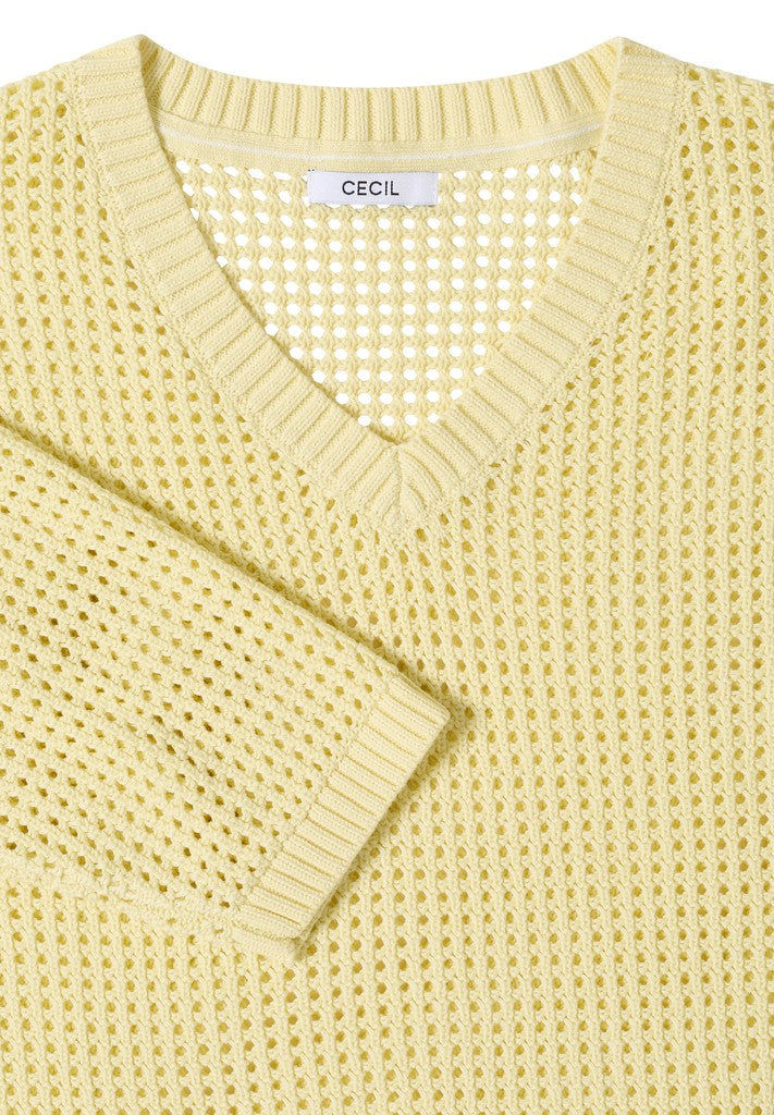 TOS_Crochet V-neck