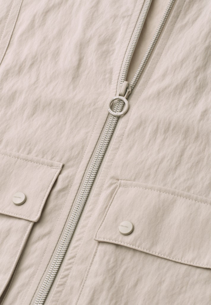 Short Vest w. Drawstring Detai