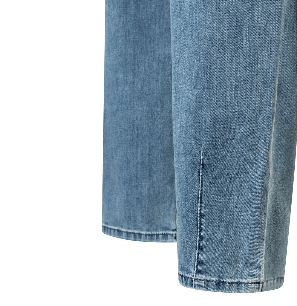 BOBBIE