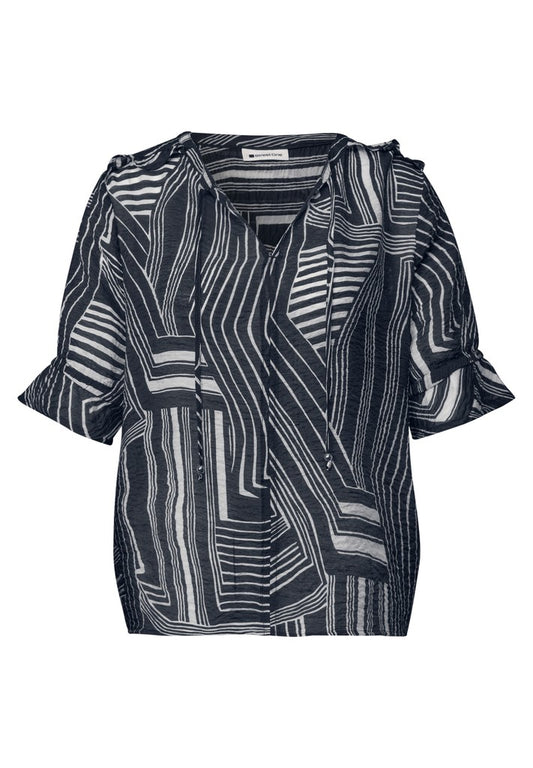 Tunic blouse w ruffle details