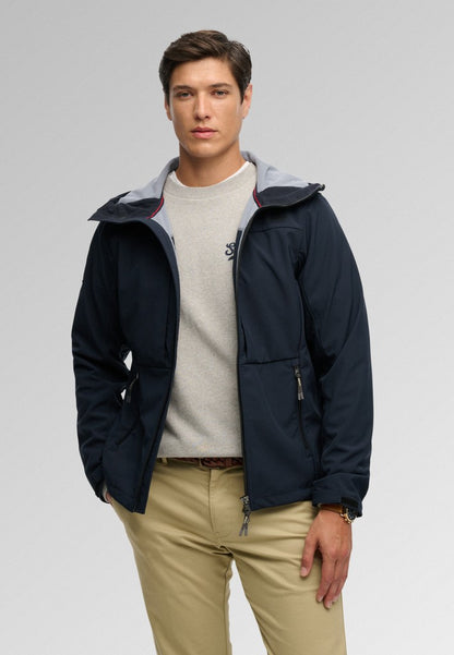 HOODED SOFTSHELL TREKKER JKT