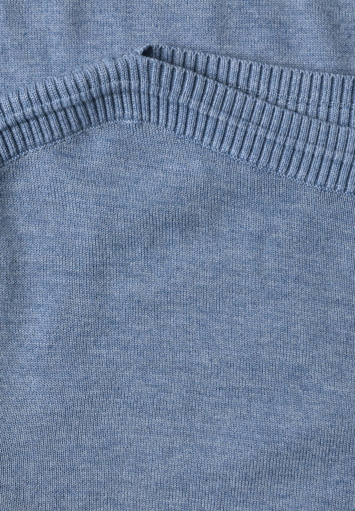 QR_basic u-boat sweater