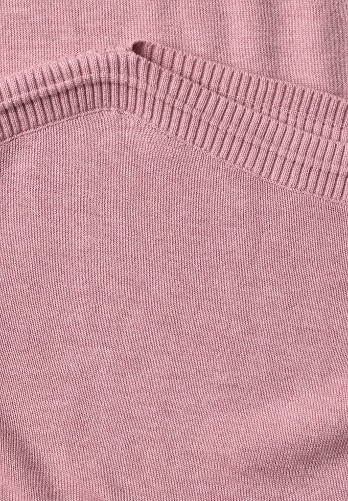 QR_basic u-boat sweater