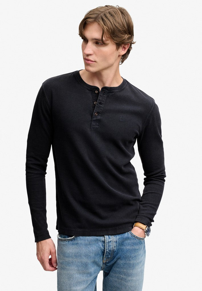 WAFFLE LONG SLEEVE HENLEY TOP