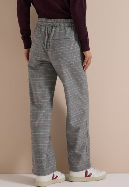 Style Neele Check