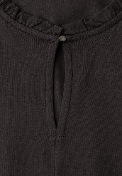 LTD QR frill neck basic shirt