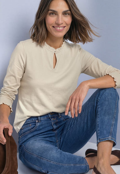 LTD QR frill neck basic shirt