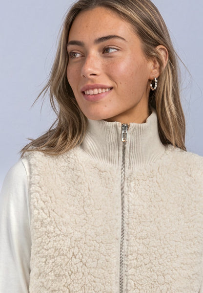 LTD QR Curly  Fake Fur Vest w.