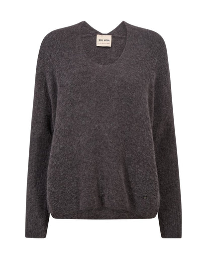 MMThora V-Neck